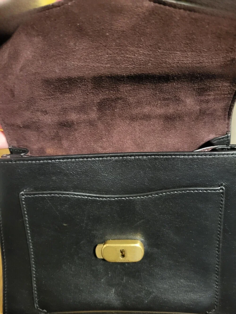 Coach TABBY TOP HANDLE 20. Black Polished Leather.
